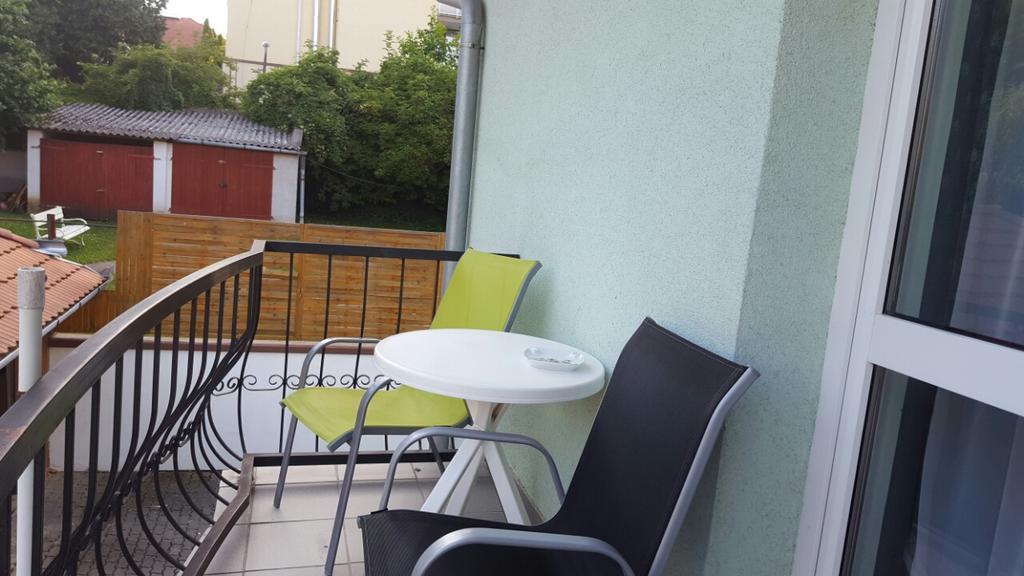 Zsanett Appartement Heviz Exterior foto